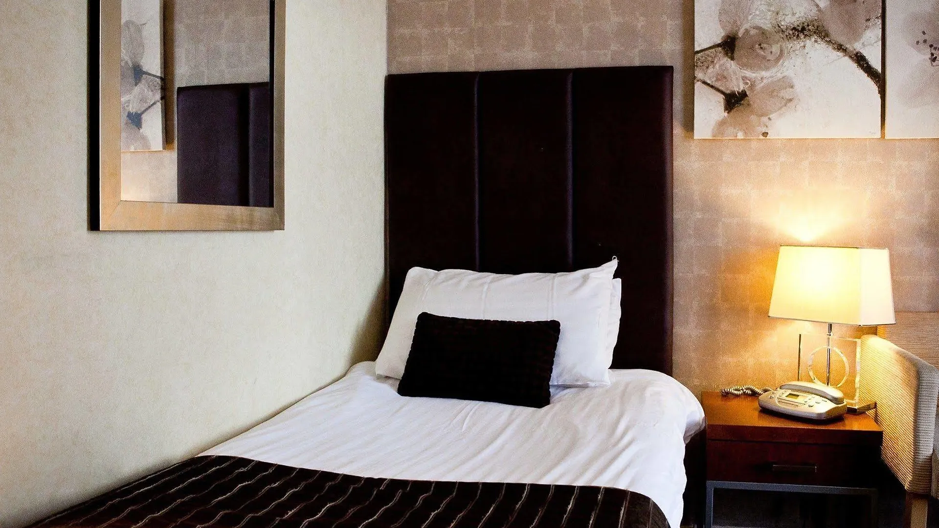 Waterside Hotel Newcastle upon Tyne
